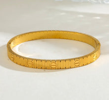 Load image into Gallery viewer, Verona Bracelet