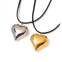 Load image into Gallery viewer, Solid heart rope