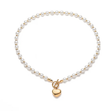 Load image into Gallery viewer, Aurelia Pearl Heart Necklace