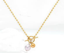 Load image into Gallery viewer, pearl Toggle Necklace
