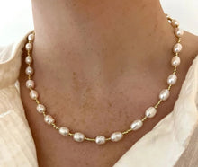 Load image into Gallery viewer, Freshwater Pearl Necklace
