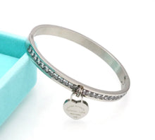 Load image into Gallery viewer, Crystal Heart Bangle – Silver
